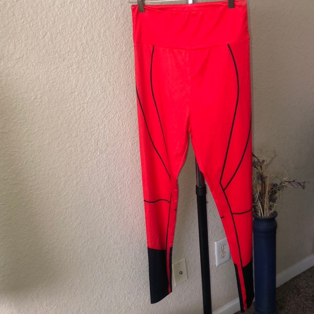 Red Jump in Me Leggings Nwot